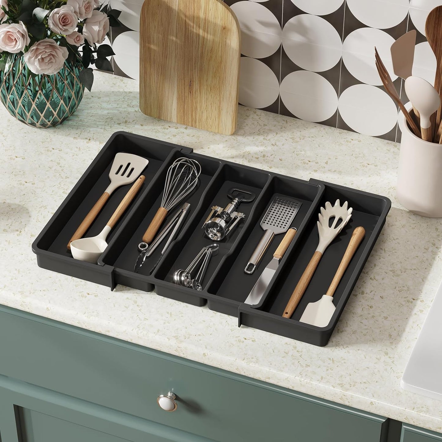 Cutlery Drawer Organiser,Expandable Large Cutlery Tray for Kitchen,Kitchen Storage & Organisation,Utensil Drawer Organiser, Plastic Kitchen Spatula Tools and Gadgets Storage Divider, Black