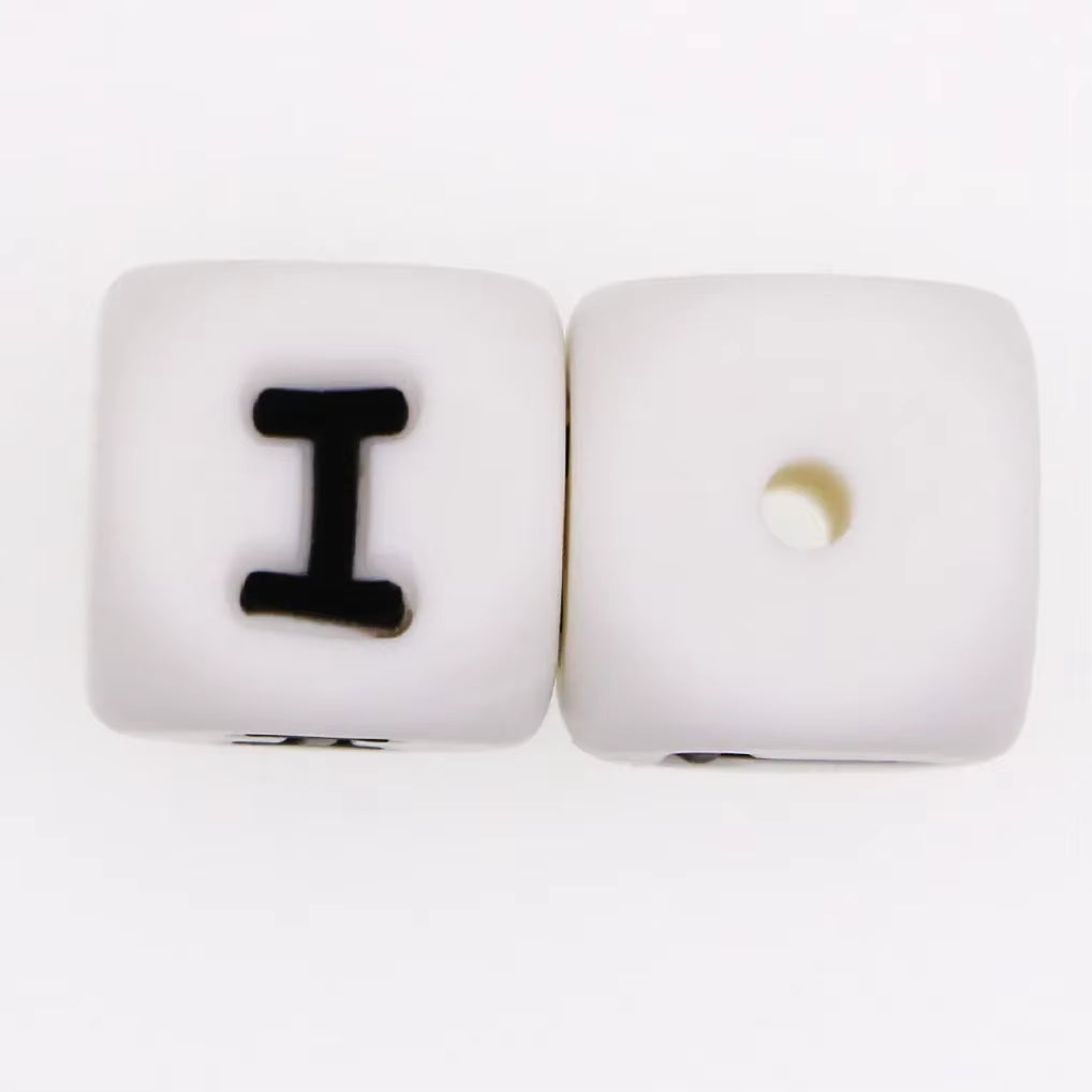 10Pcs 12MM Silicone Letters Beads DIY Jewelry Accessoriesfor to Make Bracelets English Alphabet Beads BPA Free Food Grade