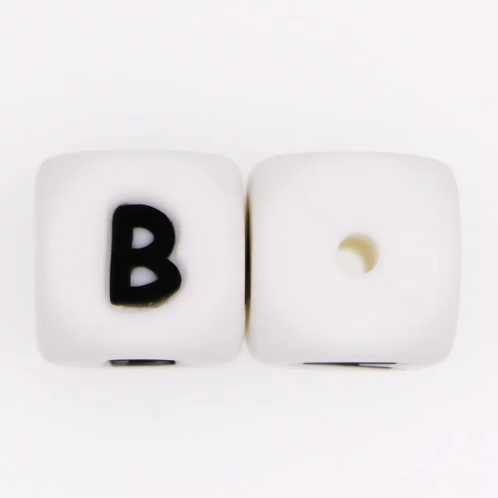 10Pcs 12MM Silicone Letters Beads DIY Jewelry Accessoriesfor to Make Bracelets English Alphabet Beads BPA Free Food Grade