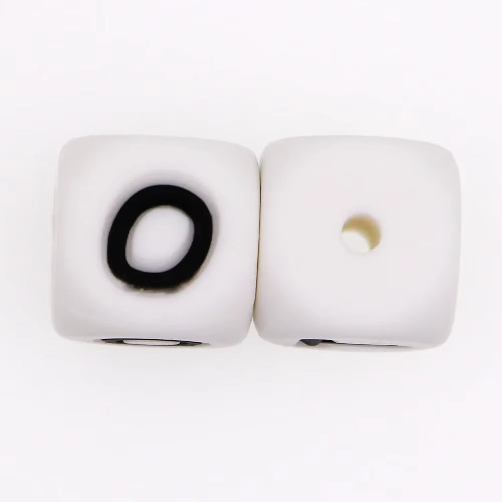 10Pcs 12MM Silicone Letters Beads DIY Jewelry Accessoriesfor to Make Bracelets English Alphabet Beads BPA Free Food Grade