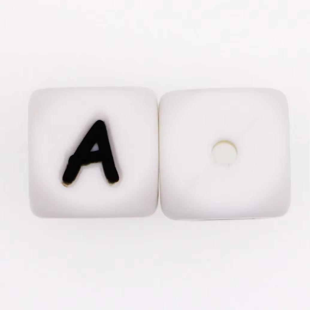 10Pcs 12MM Silicone Letters Beads DIY Jewelry Accessoriesfor to Make Bracelets English Alphabet Beads BPA Free Food Grade